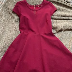 Super cute maroon dress! Worn twice. Great fabric